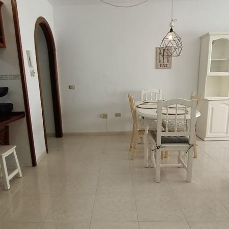 Alquilaencanarias El Medano Junto A La Playa Exteriér fotografie